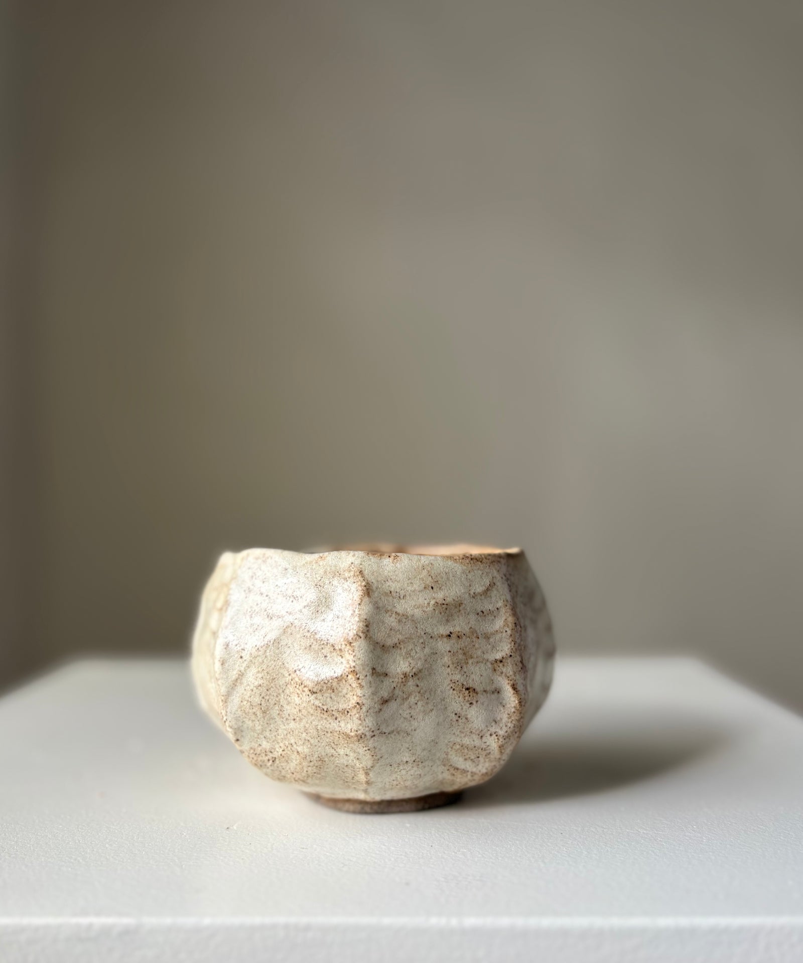 BOBLE KOP GRÅ BEIGE