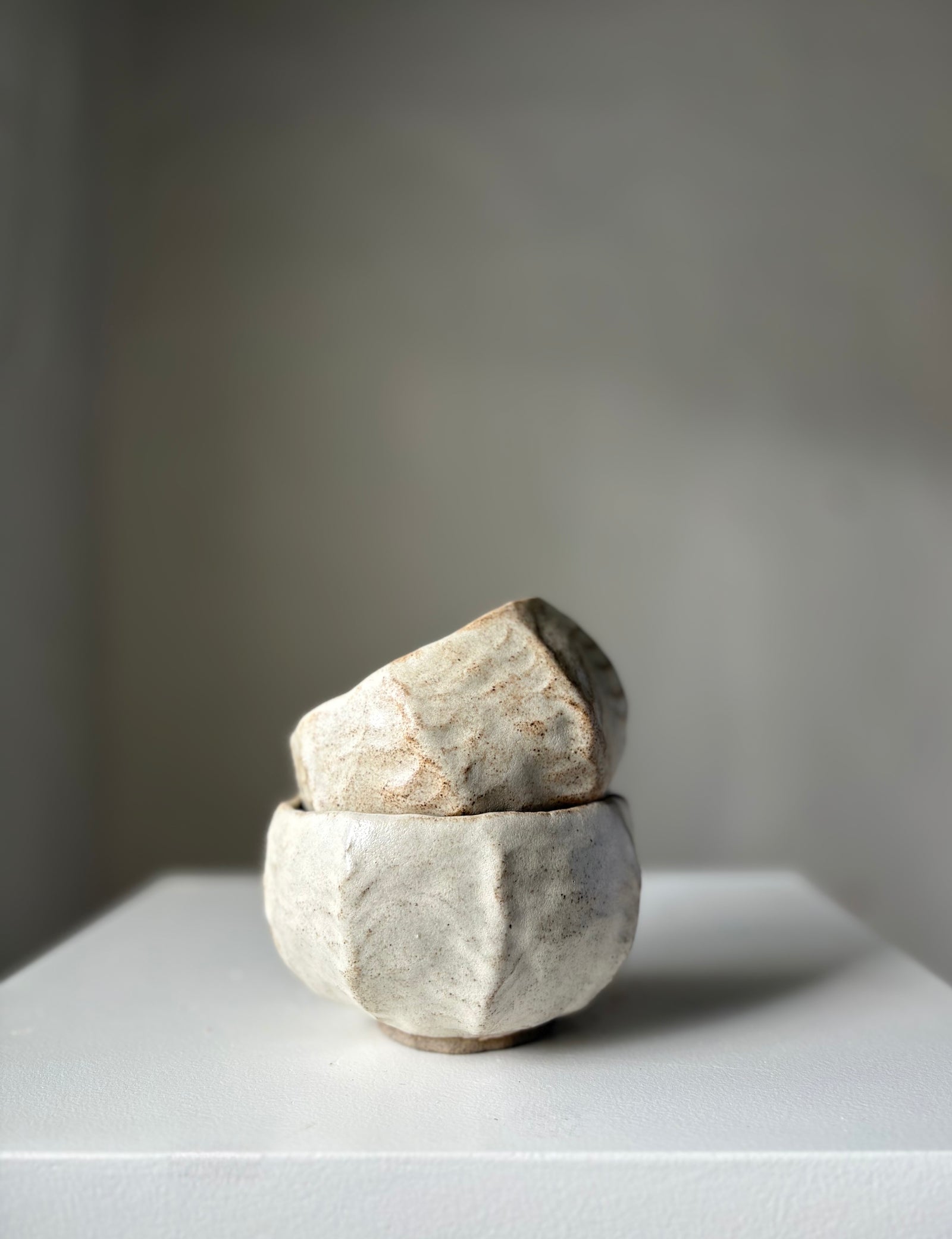 BOBLE KOP STOR GRÅ BEIGE